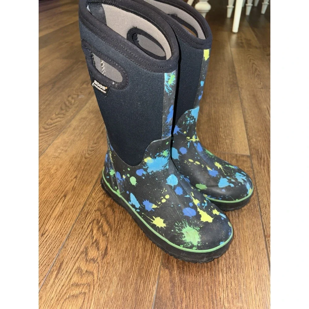 BOGS kid youth size 4 shoe blue tall insulated waterproof boots Paint Splat Boy
